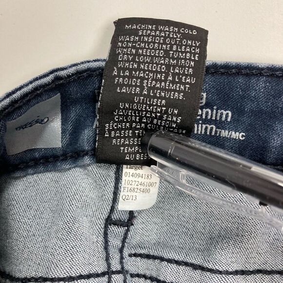 MOSSIMO, Denim‎ Legging, Blue, Size 14, zipper and button closure, belt Loops - Picture 3 of 8